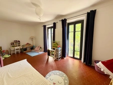 Magnifique maison en pierre de caractère avec annexes à Fayence (175 m² habitables + 126m2 de dépendances) (83)