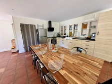 Magnifique maison en pierre de caractère avec annexes à Fayence (175 m² habitables + 126m2 de dépendances) (83)