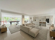 Maison de plus de 150 m² avec grand jardin arboré – Fréjus