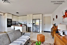 SOLLIES PONT (83) - SUPERB 2-BEDROOM APARTMENT OF 65M² ON THE TOP FLOOR WITH HUGE TERRACES AND 2 PARKING SPACES
