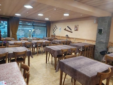 LE PETIT BORNAND LES GLIERES (74), À VENDRE – ENSEMBLE IMMOBILIER COMMERCIAL ET RÉSIDENTIEL
