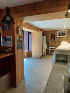 LE GRAND BORNAND (74) A vendre, murs commerciaux, local commercial de 40,85m²