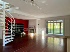 Maison de plain-pied spacieuse et lumineuse 7 pièces 5 chambres!