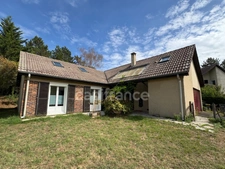 Maison de plain-pied spacieuse et lumineuse 7 pièces 5 chambres!