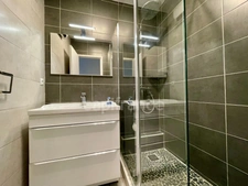 Maison de plain-pied spacieuse et lumineuse 7 pièces 5 chambres!