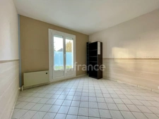 Maison de plain-pied spacieuse et lumineuse 7 pièces 5 chambres!
