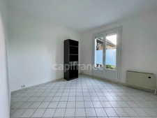 Maison de plain-pied spacieuse et lumineuse 7 pièces 5 chambres!