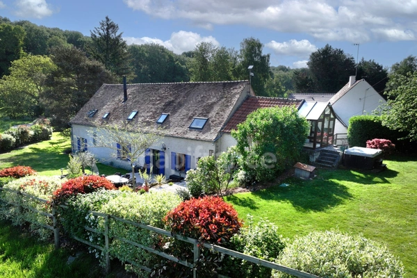 Maison de caractère – 9 pièces, 6 chambres - BRIIS SOUS FORGES (91)