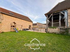 Maison en pierre 1900 – 112 m² – 3 chambres – Grange 40 m² – DPE C