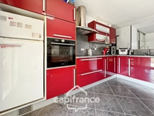 Maison plain-pied 2006 – 94 m² – Terrain 1092 m² – DPE C – Terrasse – Ouroux-sur-Saône