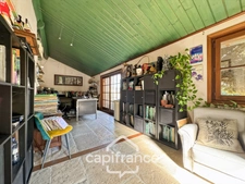A property full of character in the heart of a verdant setting in Saint-Marcel