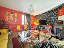 A property full of character in the heart of a verdant setting in Saint-Marcel
