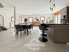 Maison en pierre 1900 – 112 m² – 3 chambres – Grange 40 m² – DPE C