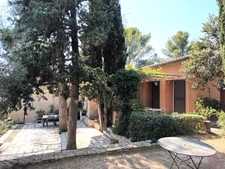 Dpt Gard (30), à vendre NIMES maison P5  - Terrain de 1800 m² 