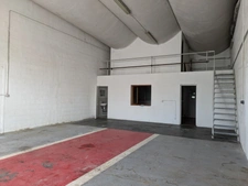 Dpt Savoie (73), à louer CHAMBERY Local d'activité  135 m²