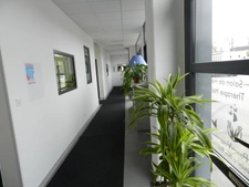 Dpt Isère (38), à vendre BOURGOIN JALLIEU Locaux commerciaux 115 m²