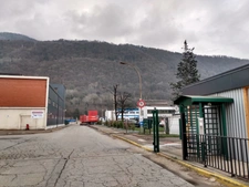Dpt Isère (38), au CHEYLAS Local industriel 1500 m² 