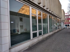 Dpt Isère (38), à louer SAINT MARTIN LE VINOUX local d'activité ou bureaux 