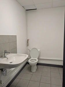 Local/bureau à louer CHAMBERY (73) 242 m²