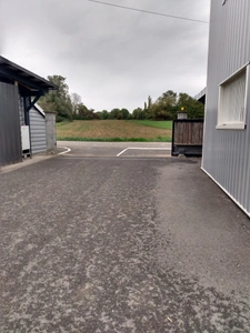 Locaux d'activités et bureaux loués à vendre SAINT JEOIRE PRIEURE (73)