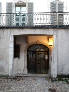 Dpt Savoie (73), à louer CHAMBERY locaux de  188 m²