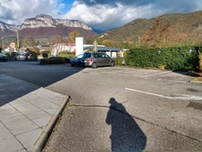 Dpt Savoie (73), à louer CHALLES LES EAUX local 52 m²