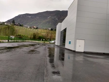 Local commercial à louer proche de CHAMBERY (73)576 m²