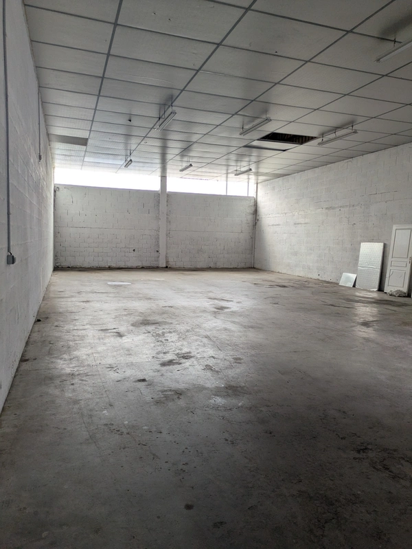 Local d'activité à louer CHAMBERY (73) 200 m²