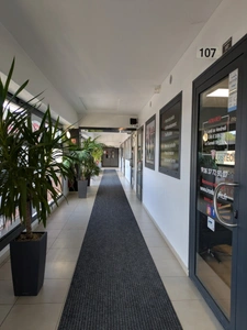 Dpt Isère (38), à louer BOURGOIN JALLIEU Local commercial 75 m² 