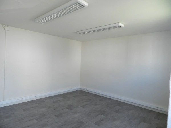 Dpt Savoie (73), à louer CHAMBERY local 32 m² 