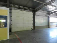 Dpt Isère (38), CROLLES local d'activité 315 m² avec cour fermée. 