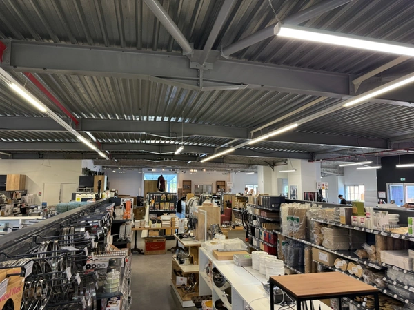 Fonds de commerce à vendre activité HCR  MONTELIMAR (26) 