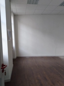 Dpt Savoie (73), à louer CHAMBERY locaux de  188 m²