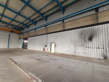 Locaux industriels 2000 m² à louer SAINTE HELENE DU LAC (73)