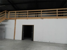 Dpt Savoie (73), à louer LA RAVOIRE Local d'activité 1500 m² avec quai.