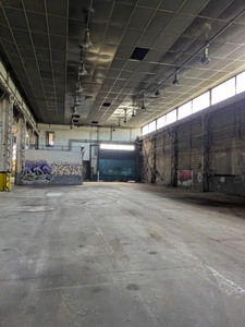 Locaux industriels à louer GIVORS (69) 2250 m²
