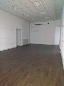 Dpt Savoie (73), à louer CHAMBERY locaux de  188 m²