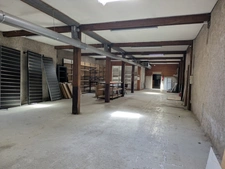 Local 170 m² à louer ECHIROLLES (38)