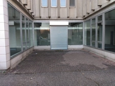 Dpt Isère (38), à louer SAINT MARTIN LE VINOUX local d'activité ou bureaux 