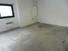Dpt Savoie (73), à louer LA RAVOIRE Local d'activité 1500 m² avec quai.