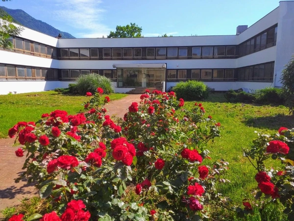 Dpt Isère (38), à louer LE CHEYLAS Bureau en pépinières