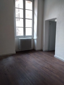 Dpt Savoie (73), à louer CHAMBERY locaux de  188 m²