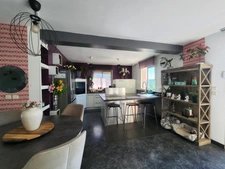CESSIEU – EN EXCLUSIVITÉ – Maison familiale avec 4 chambres, sous-sol complet et espace détente