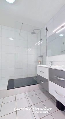 Appartement à vendre 2 pièces en bord de mer (971)