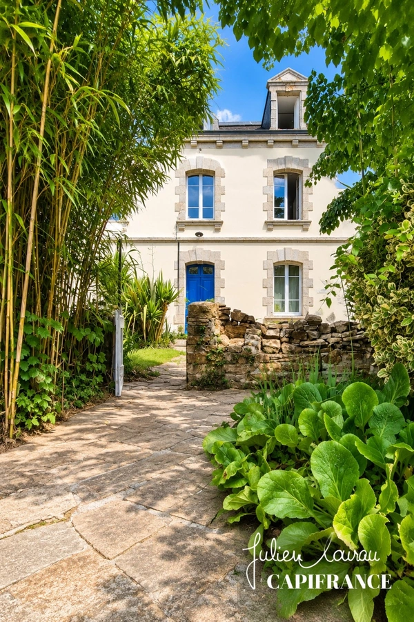 Maison à vendre 5 pièces - 191 m² - 4436 m² de Terrain - CONCARNEAU (29)