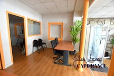 Dpt Finistère (29), à vendre ROSPORDEN Local commercial 57 m²