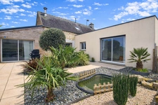 Maison à vendre 5 pièces 133 m², 909 m² de terrain - SAINT YVI (29)