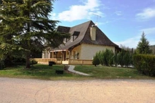 Propriete à vendre 14 pièces LE BUGUE (24)