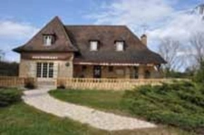 Propriete à vendre 14 pièces LE BUGUE (24)