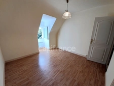 Maison à vendre sur sous-sol total - secteur Plogonnec - Surface habitable 134 m2 - 6 pièces- 4 chambres - 1 bureau- véranda- jardin-parcelle de 2794 m2 